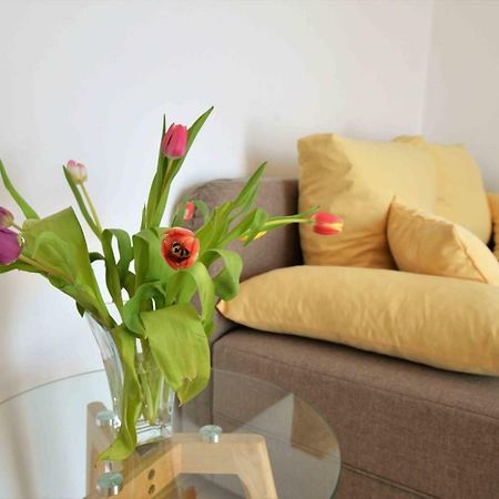 Apartmani Dora มูร์แตร์ ภายนอก รูปภาพ