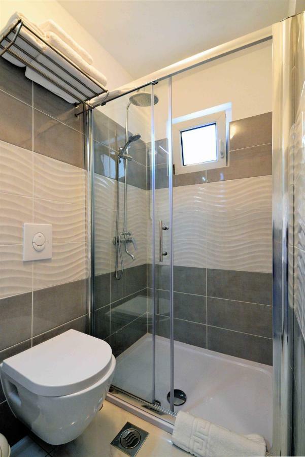 Apartmani Dora มูร์แตร์ ภายนอก รูปภาพ
